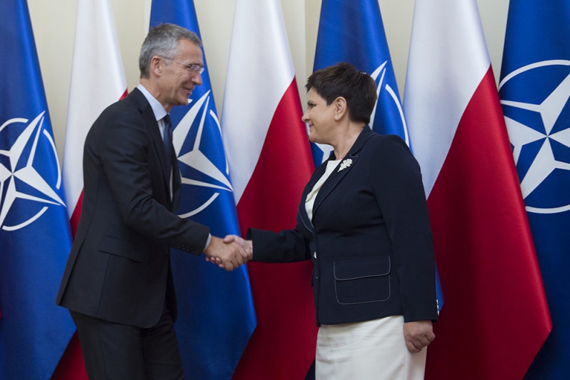 Znalezione obrazy dla zapytania stoltenberg w polsce