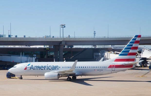 Awaryjne lądowanie samolotu American Airlines