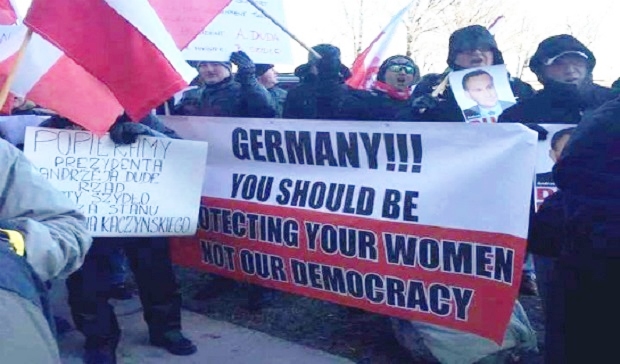 „Nie oddamy Chicago, nie oddamy Polski” – protest Klubu Gazety Polskiej w Chicago „Nie oddamy Chicago, nie oddamy Polski” – protest Klubu Gazety Polskiej w Chicago