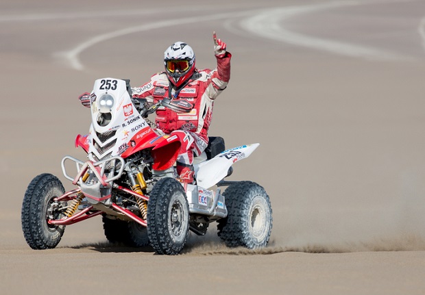 Rajd Dakar – Sonik 6., Małysz 15. na 2. etapie Rajd Dakar – Sonik 6., Małysz 15. na 2. etapie