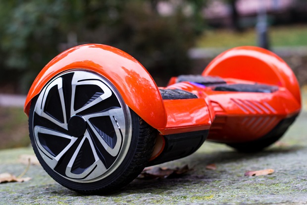 University of Illinois chce wprowadzić zakaz używania na terenie kampusu hoverboards University of Illinois chce wprowadzić zakaz używania na terenie kampusu hoverboards