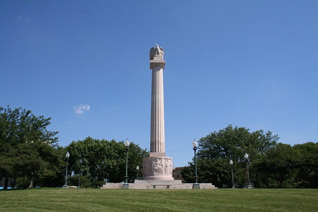 Seria napadów na Logan Square Seria napadów na Logan Square