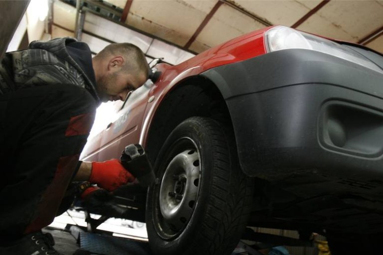 Drodzy mechanicy… Raport: 95 proc. warsztatów samochodowych w I połowie br. podniosło ceny