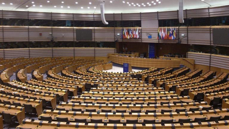Hiszpania chce aresztować europosłów