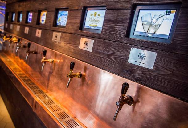 Sen piwosza – pub bez barmana, gdzie piwo leje się ze ścian… Sen piwosza – pub bez barmana, gdzie piwo leje się ze ścian…