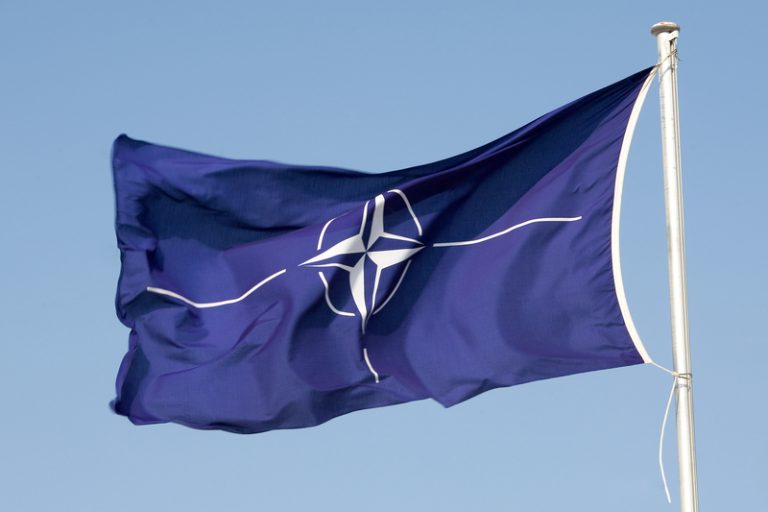 Były szef NATO popiera pomysł utworzenia w Polsce stałej bazy wojsk amerykańskich