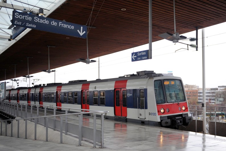 Strajkujący chcą dziś sparaliżować dojazd do Stade de France Strajkujący chcą dziś sparaliżować dojazd do Stade de France