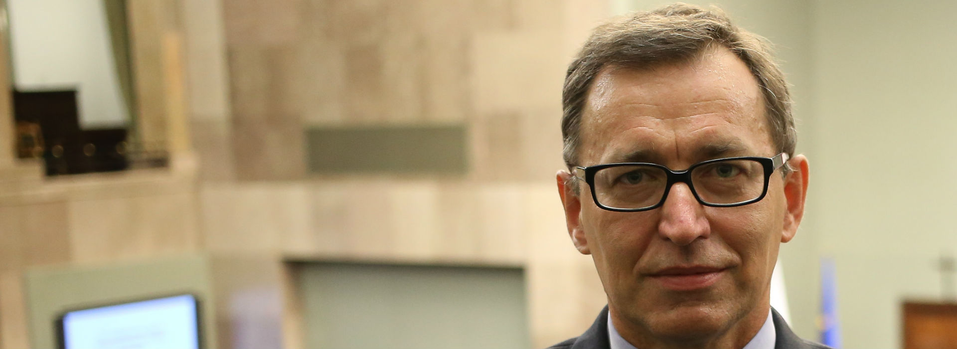 Sejm wybrał Jarosława Szarka na nowego prezesa IPN Sejm wybrał Jarosława Szarka na nowego prezesa IPN