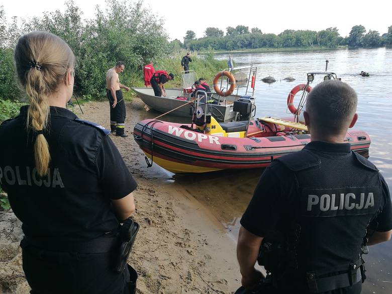 Mężczyzna skoczył do Wisły za psem. Nie wypłynął Mężczyzna skoczył do Wisły za psem. Nie wypłynął