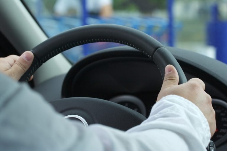 Odbierasz bliskich z O’Hare? Nie będziesz mógł czekać na poboczu dróg w pobliżu lotniska