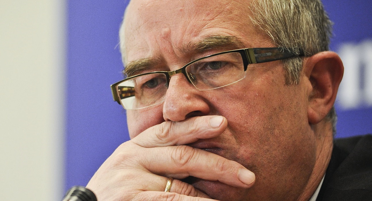 Amber Gold: Były prokurator Andrzej Seremet oskarża prokuratorów Amber Gold: Były prokurator Andrzej Seremet oskarża prokuratorów