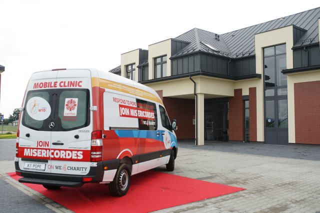 Liban nie przyjął karetki od Caritasu. Pojazd wrócił do Krakowa Liban nie przyjął karetki od Caritasu. Pojazd wrócił do Krakowa
