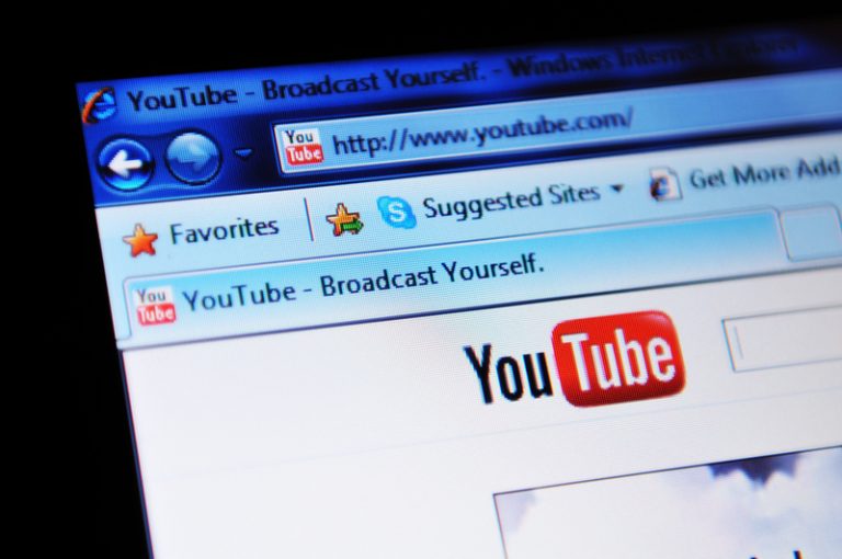 YouTube usunął kanały birmańskiej telewizji ze swojej platformy