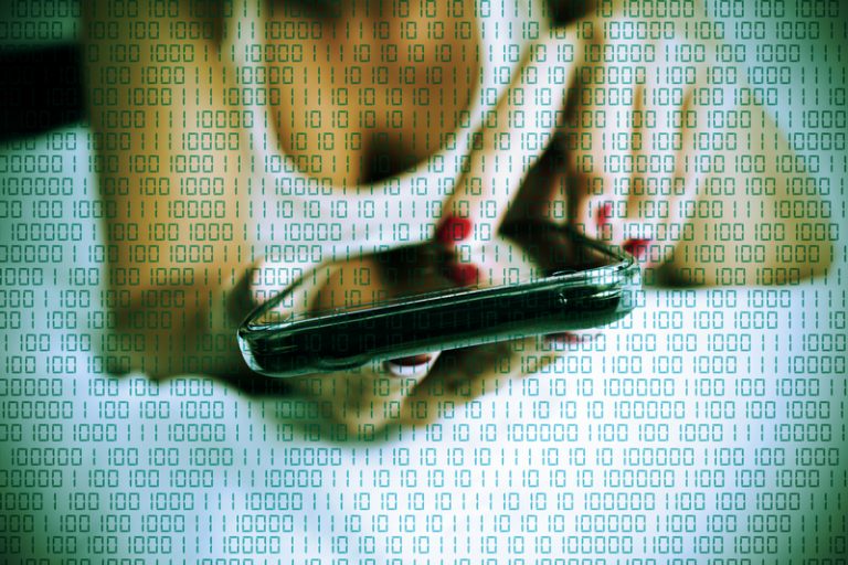 Nauczyciel oskarżony o handel pornografią dziecięcą