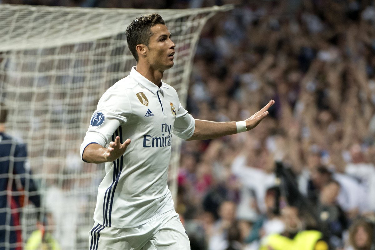 Włoskie media: Ronaldo przejdzie do Juventusu Włoskie media: Ronaldo przejdzie do Juventusu