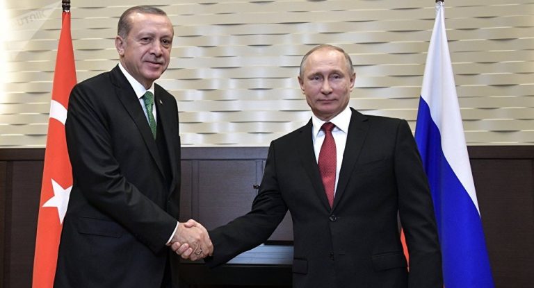 W rozmowie z Putinem prezydent Erdogan ponowił ofertę mediacji między Rosją a Ukrainą