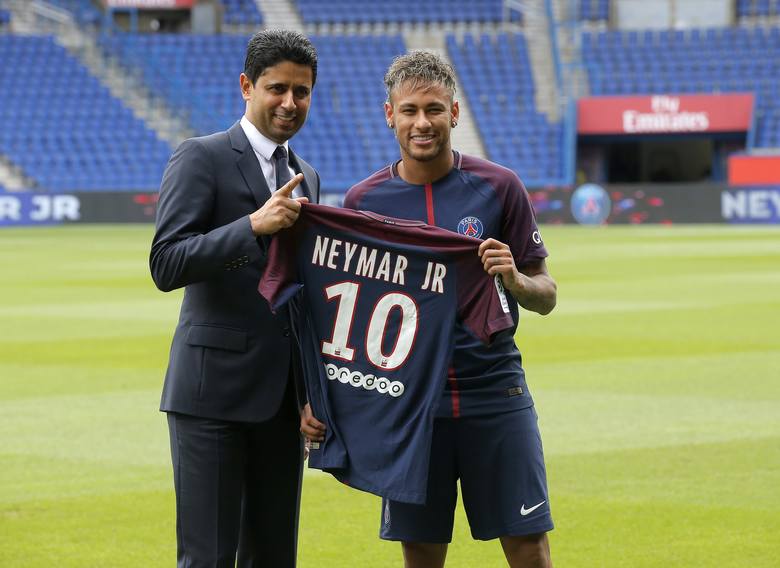 Neymar w PSG, kogo kupi Barcelona… Neymar w PSG, kogo kupi Barcelona…