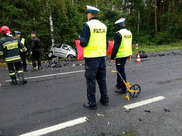 Tragedia w Piotrowie: Cztery osoby nie 偶yj膮, jedna walczy o 偶ycie Tragedia w Piotrowie: Cztery osoby nie 偶yj膮, jedna walczy o 偶ycie
