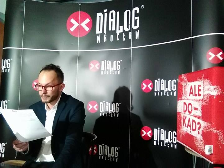 Ministerstwo kultury wstrzymało dotację na wrocławski festiwal Dialog. Z powodu jednej sztuki Ministerstwo kultury wstrzymało dotację na wrocławski festiwal Dialog. Z powodu jednej sztuki