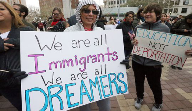 Aktywiści z Illinois w Waszyngtonie bronią DREAM-ersów Aktywiści z Illinois w Waszyngtonie bronią DREAM-ersów