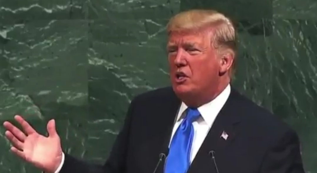 Trump ogłosił deklarację o katastrofie. Kalifornia dostanie pieniądze Trump ogłosił deklarację o katastrofie. Kalifornia dostanie pieniądze