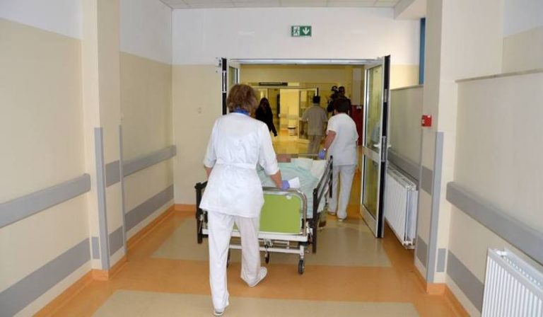 W szpitalu w Poznaniu zmarło 6-letnie dziecko. Lekarze podejrzewają zakażenie meningokokami