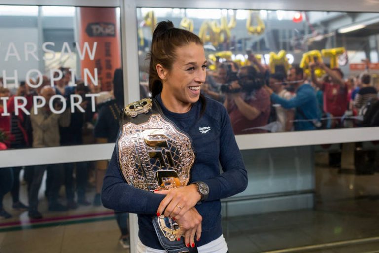 Zawodniczka MMA Joanna Jędrzejczyk oburzona postawą księdza