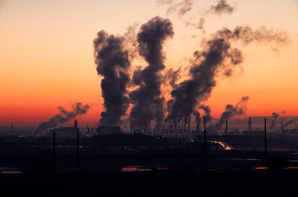 Smog w Warszawie. Alarm! Podwyższone stężenie pyłu Smog w Warszawie. Alarm! Podwyższone stężenie pyłu