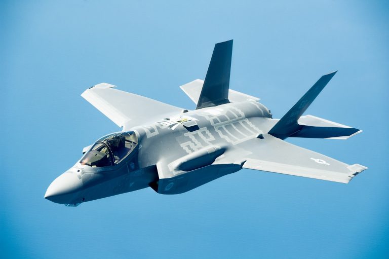 Błaszczak: Kongres USA wyraził zgodę na sprzedaż Polsce samolotów F-35