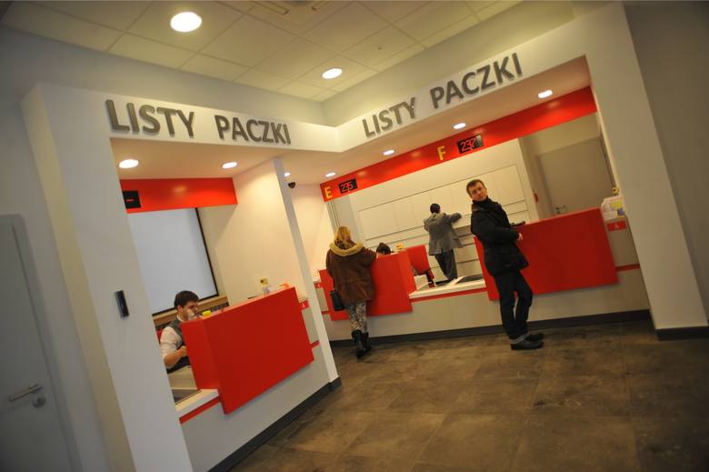 Nowy cennik Poczty Polskiej od kwietnia. Ma być drożej, ale… Nowy cennik Poczty Polskiej od kwietnia. Ma być drożej, ale…