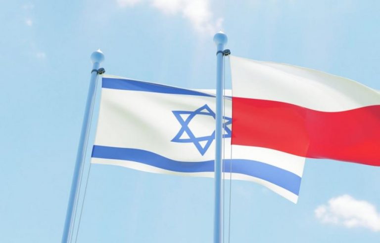 Izrael zamraża stosunki z Polską