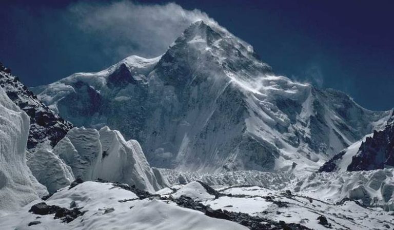 Majer: Wejście Nepalczyków na K2 to koniec pewnej epoki zimowego himalaizmu