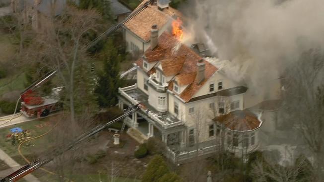 W Hinsdale spłonął historyczny dom