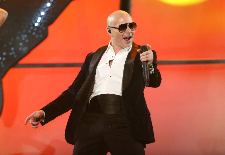 Pitbull gwiazdą festiwalu Ribfest w Naperville Pitbull gwiazdą festiwalu Ribfest w Naperville