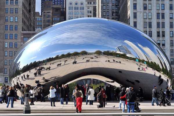 Chicagowska “fasolka” w dziesiątce najbardziej rozpoznawalnych obiektów turystycznych w USA Chicagowska “fasolka” w dziesiątce najbardziej rozpoznawalnych obiektów turystycznych w USA
