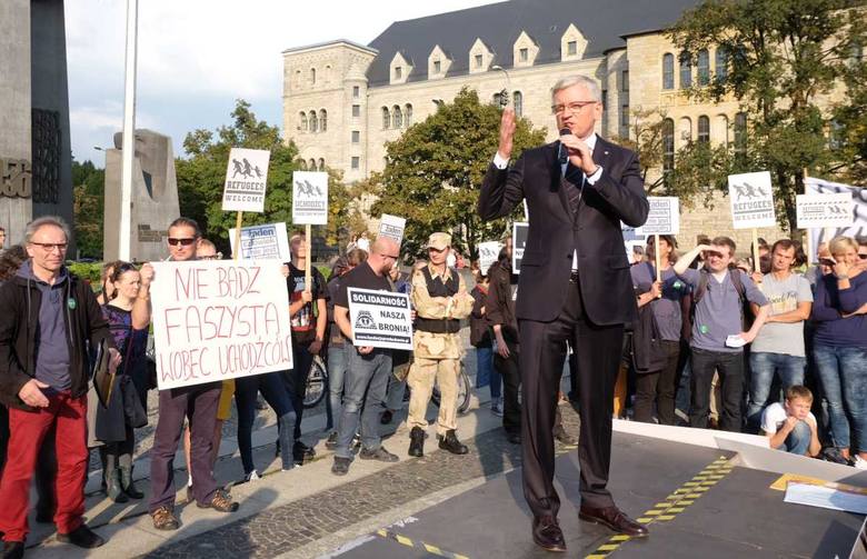 Prezydent Jacek Jaśkowiak przeprowadzi lekcje religii w trakcie strajku nauczycieli? Prezydent Jacek Jaśkowiak przeprowadzi lekcje religii w trakcie strajku nauczycieli?