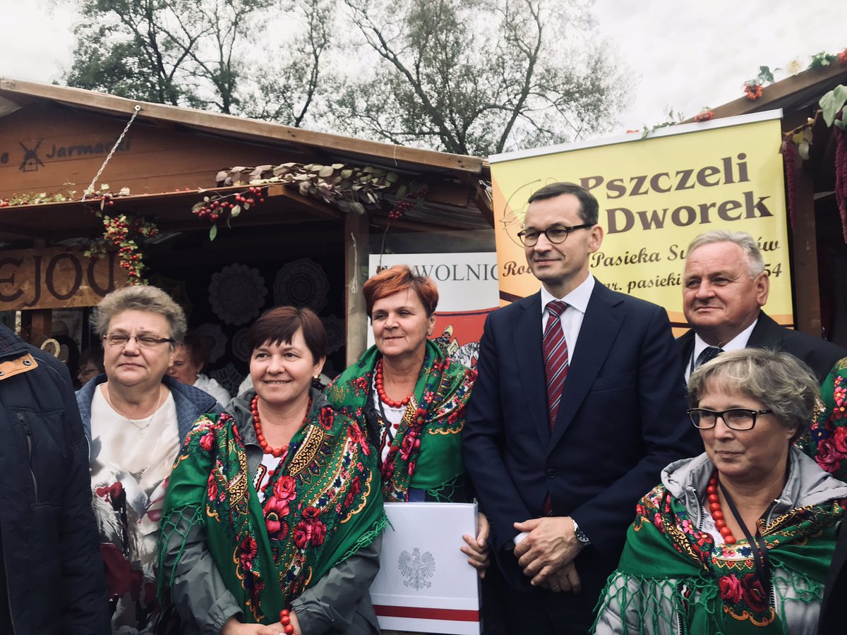 Morawiecki kokietuje rolników Morawiecki kokietuje rolników