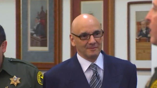 Były żołnierz skazany za 3 morderstwa w Illinois usłyszał wyrok śmierci za zbrodnie popełnione w Kalifornii Były żołnierz skazany za 3 morderstwa w Illinois usłyszał wyrok śmierci za zbrodnie popełnione w Kalifornii