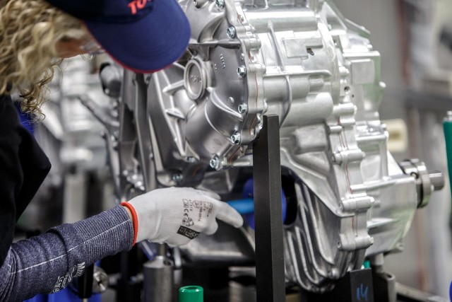Toyota. Start produkcji w polskiej fabryce w Wałbrzychu Toyota. Start produkcji w polskiej fabryce w Wałbrzychu