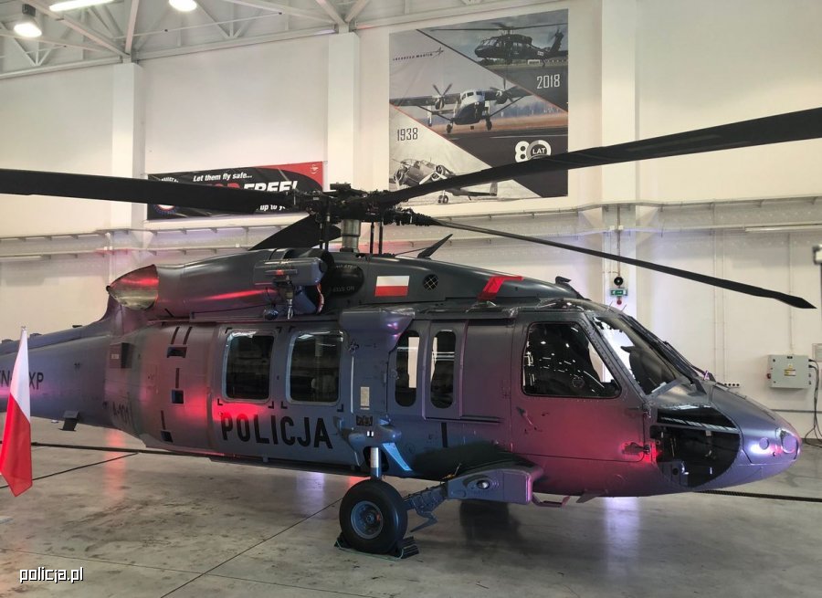 Błaszczak: Jutro podpiszę umowę na produkcję śmigłowców Black Hawk w Mielcu Błaszczak: Jutro podpiszę umowę na produkcję śmigłowców Black Hawk w Mielcu