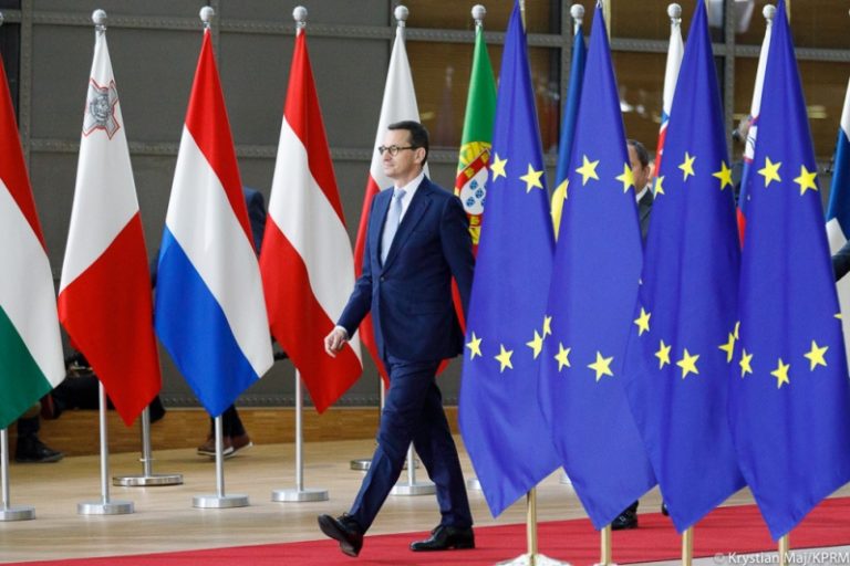 „Przyjaciele spójności”. Premier Morawiecki w Bratysławie na unijnym szczycie ds. budżetu