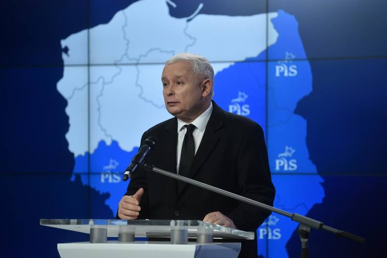 W dużych miastach PiS poniósł porażkę, ale to tylko 15 proc. ogółu wyborców. Powiaty i gminy w dużej mierze dla PiS W dużych miastach PiS poniósł porażkę, ale to tylko 15 proc. ogółu wyborców. Powiaty i gminy w dużej mierze dla PiS