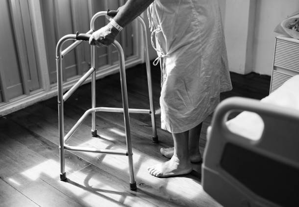 Francja: Wzrasta liczba zgonów wśród pensjonariuszy domów spokojnej starości