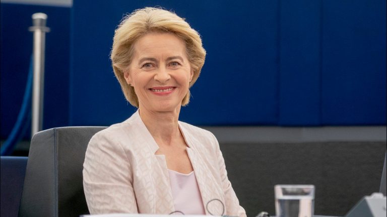 Ursula von der Leyen: „Nadszedł czas dla Europy”. W jakim sensie…?