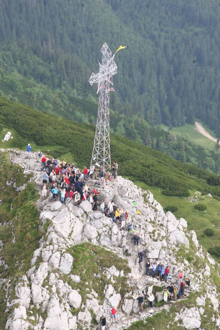 Tatry. TPN zamyka dwa kolejne szlaki w rejonie Giewontu