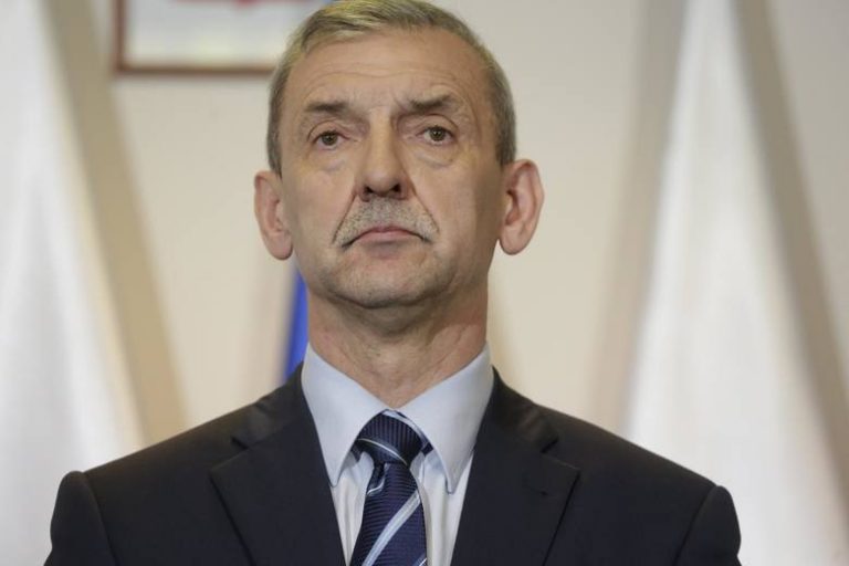 Broniarz: Pan minister Czarnek bagatelizuje, ironizuje fakt, że brakuje nauczycieli