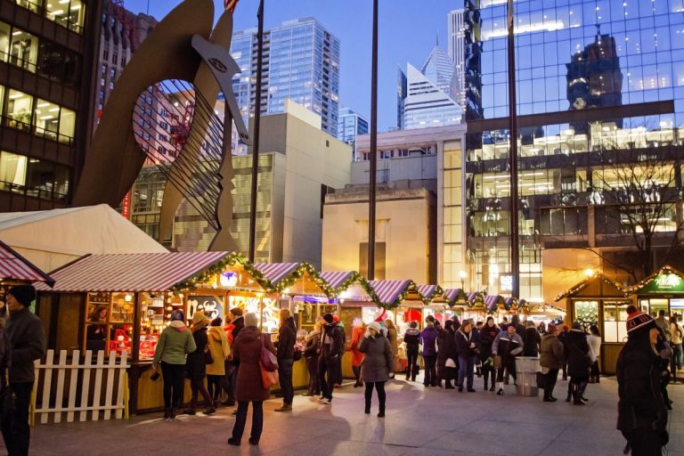 Chicagowska policja wzmacnia ochronę bożonarodzeniowego jarmarku na Daley Plaza