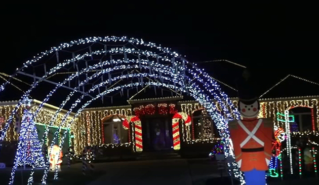 Polacy z Tinley Park wygrali świąteczny konkurs na dekorację domu