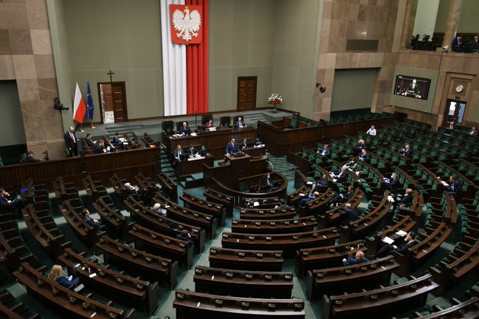 Sejm przyjął trzecią odsłonę tarczy antykryzysowej