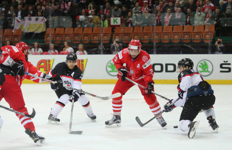 Polacy nie zagrają w hokejowych MŚ? Decyzja IIHF już wkrótce